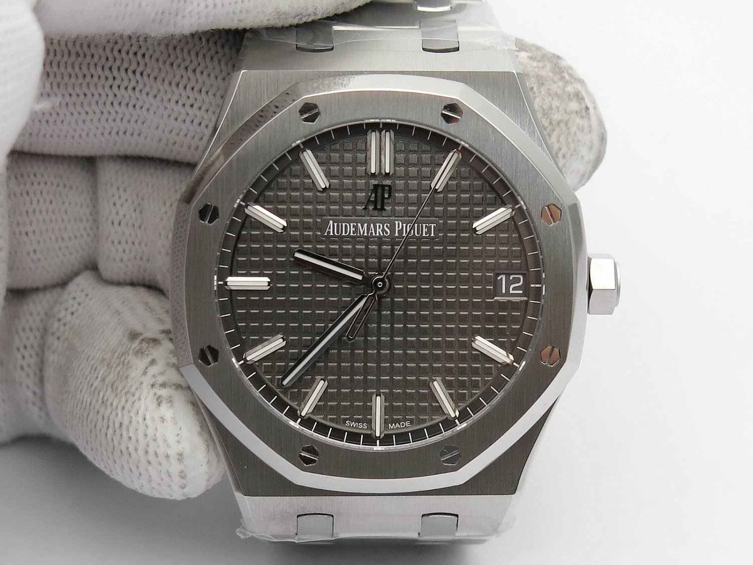 Audemars Piguet Royal Oak Selfwinding II 15500ST.OO.1220ST.02